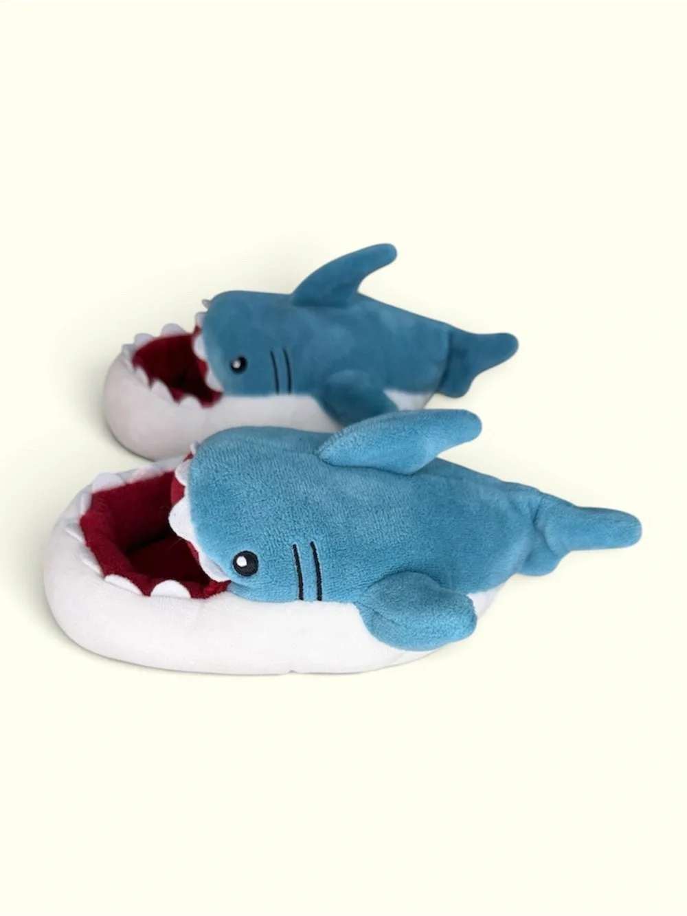 Cat & Jack Plush Shark Kids Slippers - Blue (S 5/6)